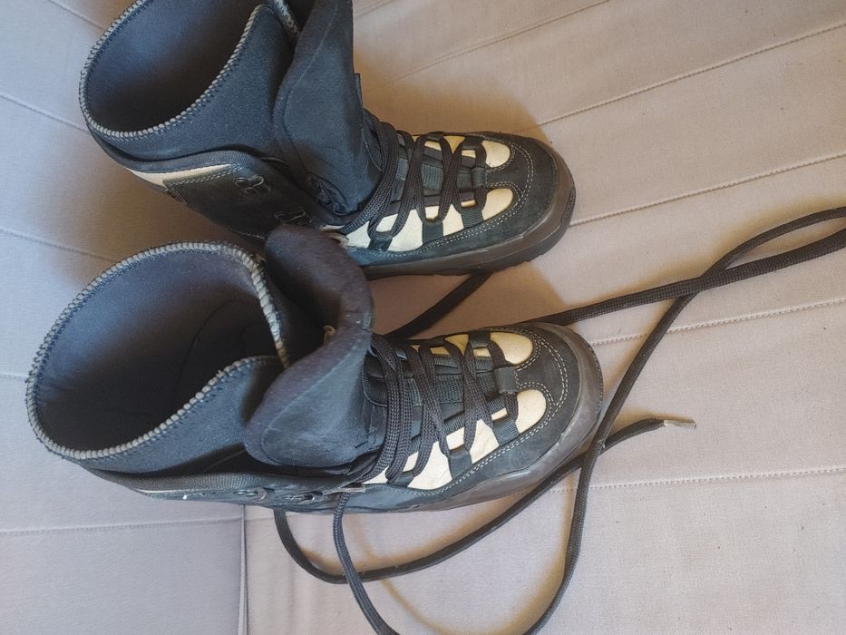 Boots Snowboard, marime 40/40.5