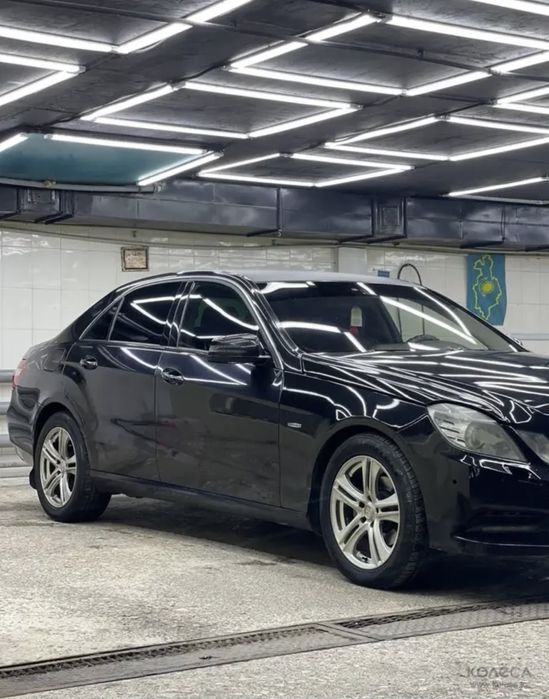 Продам Mercedes benz 212.