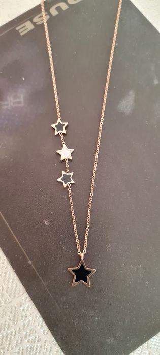 Колие от медицинска стомана