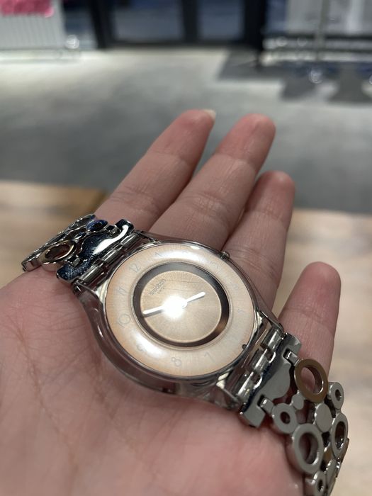 Продаю часы Swatch Swiss