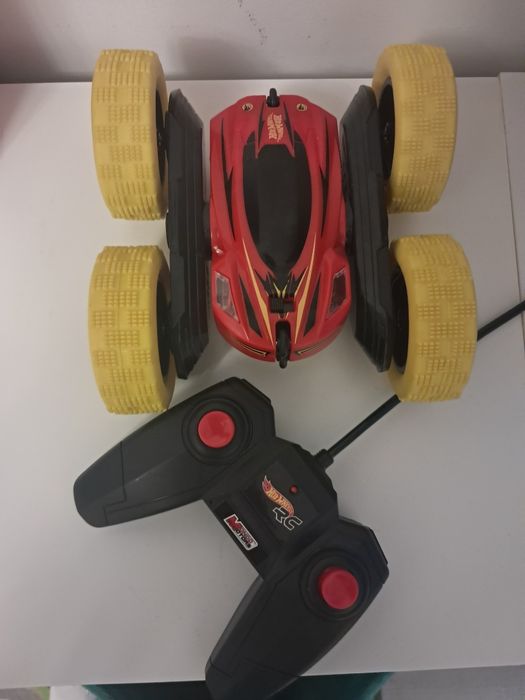 Masinuta Hot Wheels RC - Flip Racer 360, 16 cm