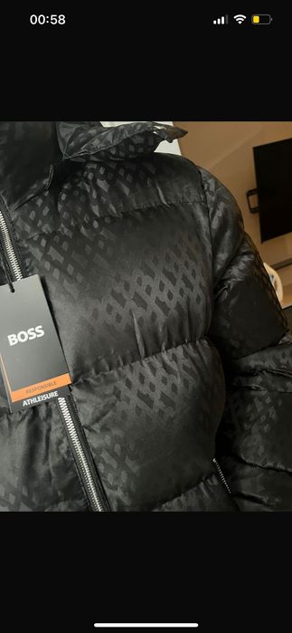 geaca boss disponibil s m l xl xxl