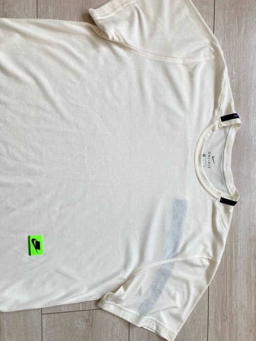 Найк Nike Dri Fit мъжка тениска размер L