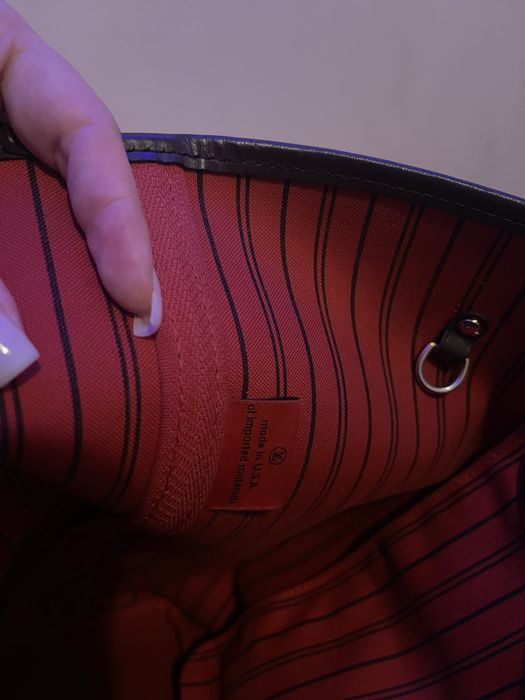 Geantă Louis Vuitton