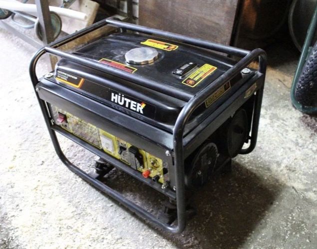 Электро генератор HUTER 3000L