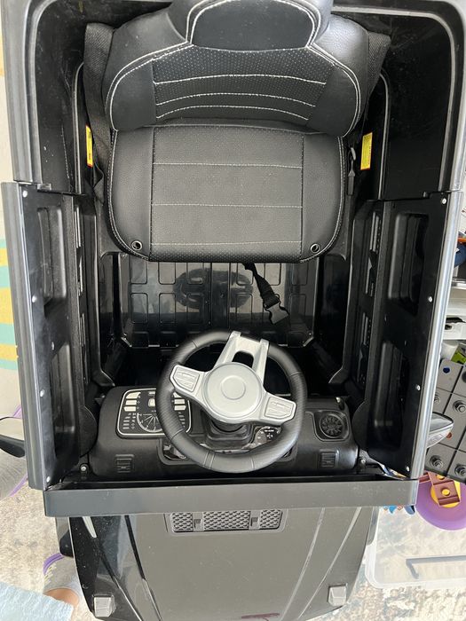 Срочно продам детскую машину