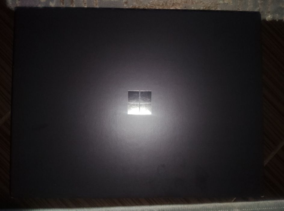 Microsoft surface laptop