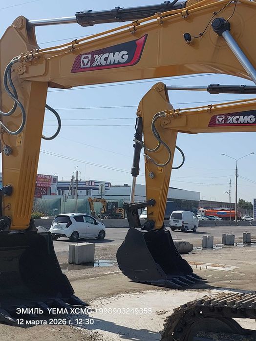 На складе Гусеничный экскаватор XCMG XE370G Емкость ковша: ≥2.1 м³