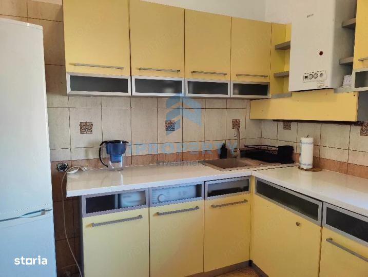 Apartament 3 camere Primaverii cu centrala proprie in vila reabilitata