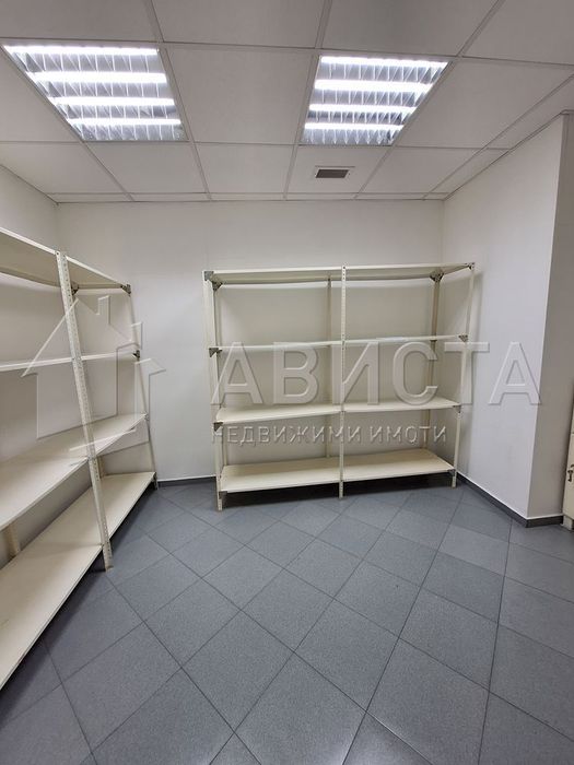 Дава се под наем Склад в София, Гоце Делчев - 130 кв.м за 1556.01 € - Снимка #7
