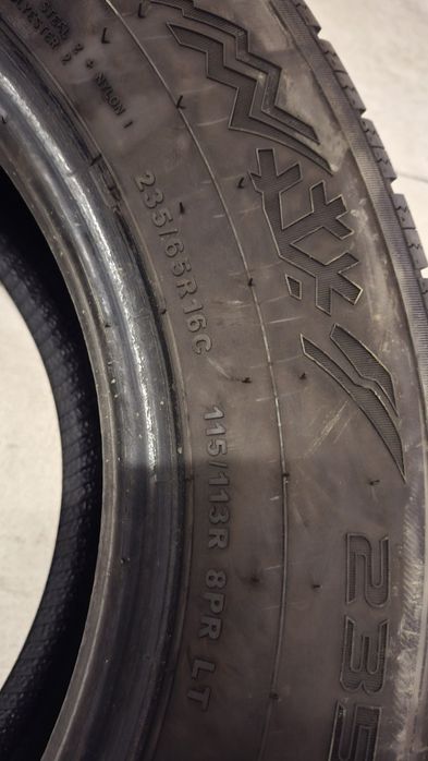 Зимна бусова гума GtRadial 235 65 16C