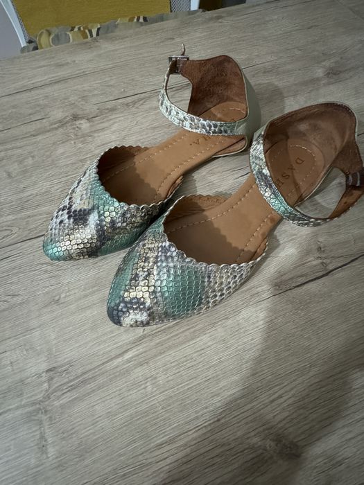 Balerini Dasha mas 39 stare foarte buna, lungime talpic 25,1 cm.