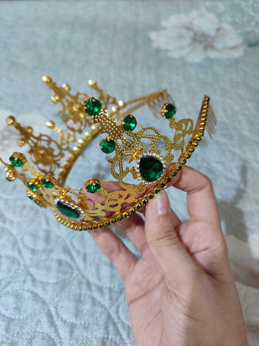 Изготовление короны (бижутерии) из тонкого металла по Вашему желанию