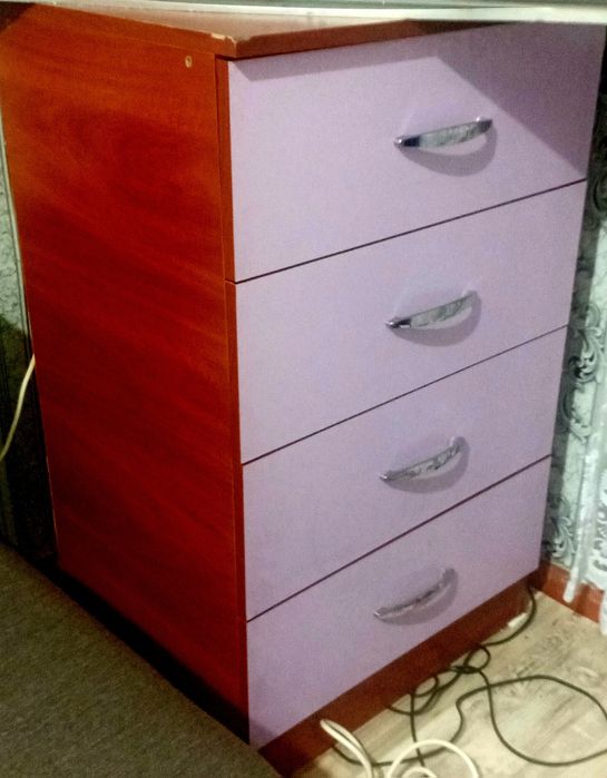 Срочно продам камод для вещей