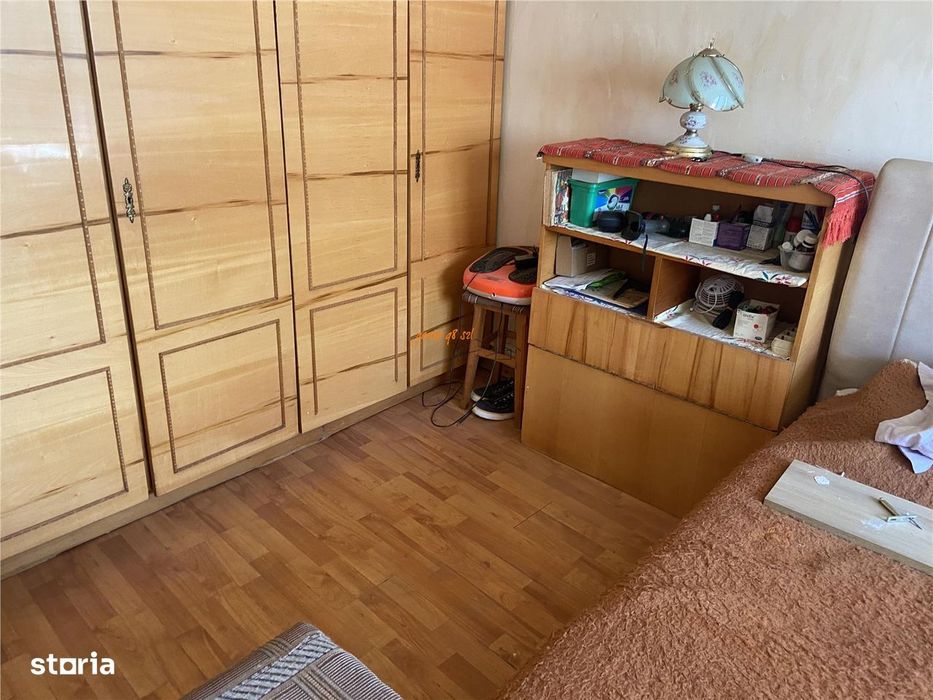 Apartament 2 camere , zona b- dul Independentei , et 1 din 4 , decoman