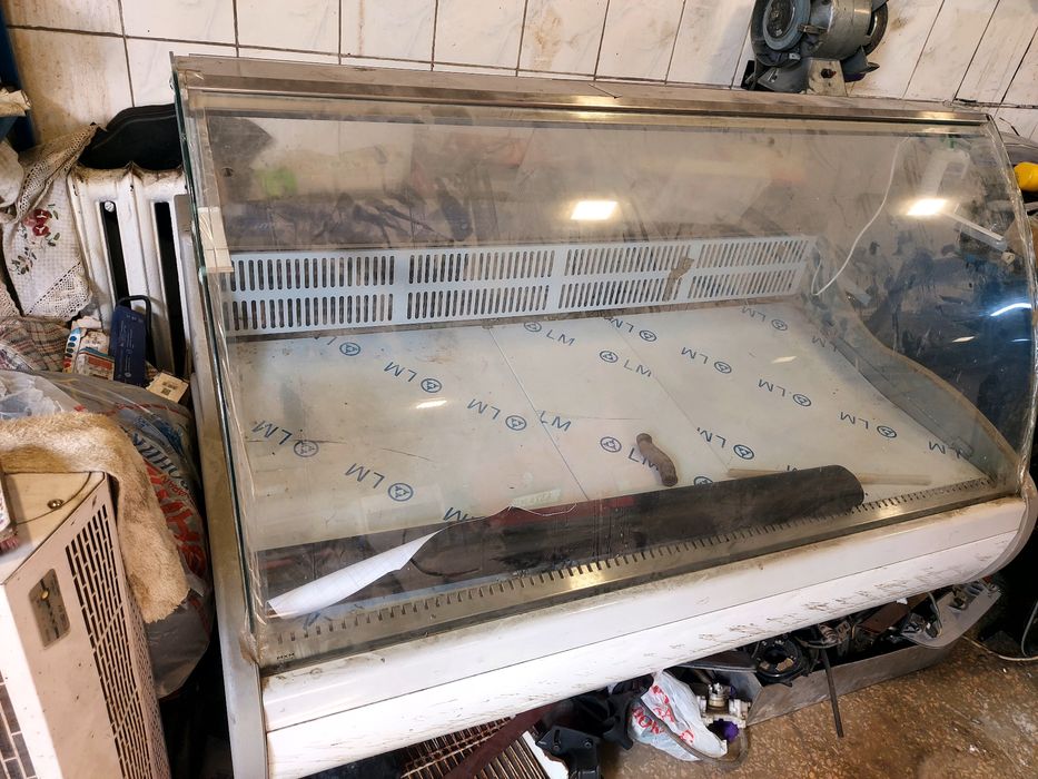 Витрина холодильная.