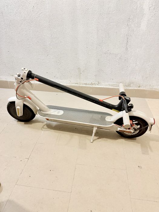 Тротинетка електрическа Xiaomi Electric Scooter 4 Pro