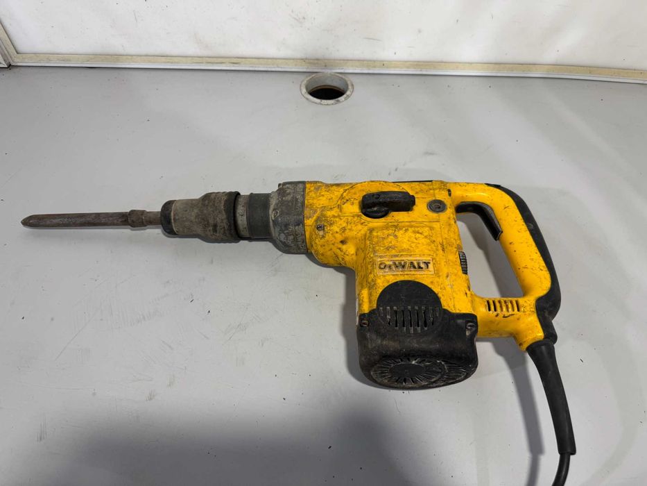 Перфоратор къртач Dewalt D25600K SDS Max