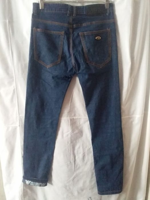Продаю мужские джинсы