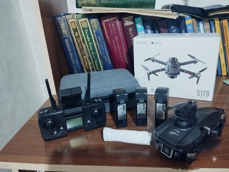 Дрон с камерами супер новый..
