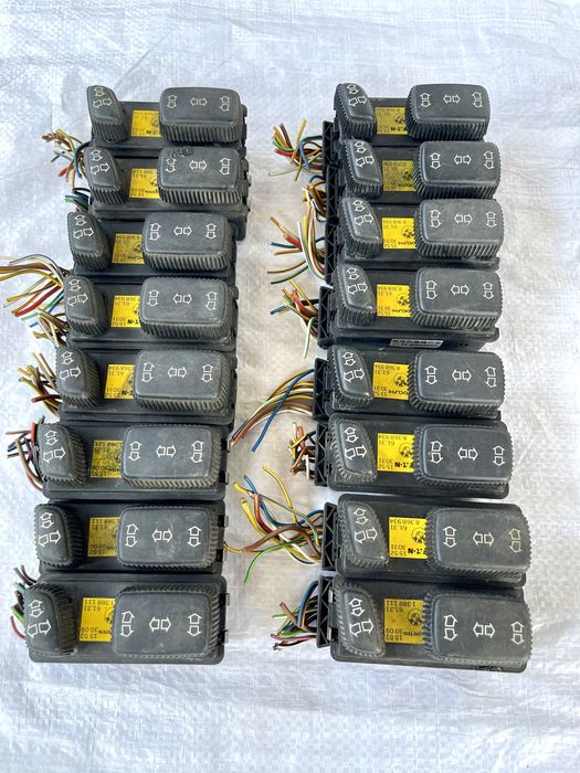 Блок управления сидением на BMW E34 E32 E39 E38 БМВ Е34 Е32 Е39