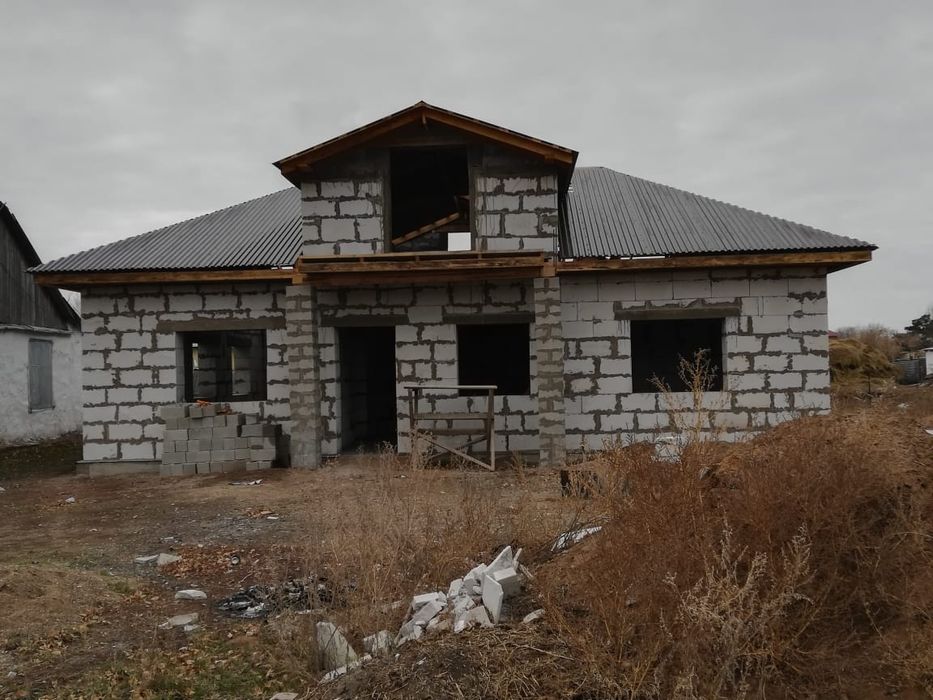 Продам 2-этажный частный дом