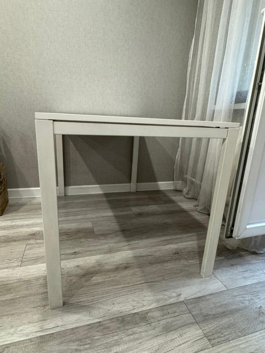 Продам стол Икеа