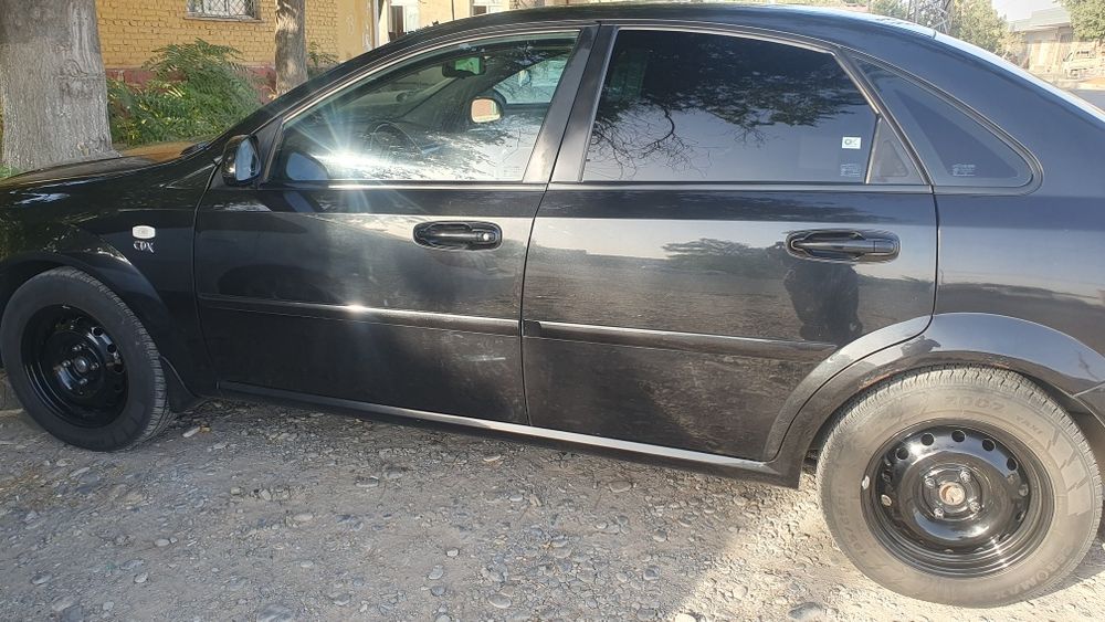 Layette 2 pozitsiya 1.8  Srochni sotiladi