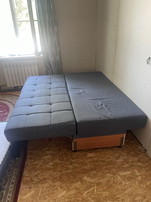 Отдам даром диван с 2мя креслами