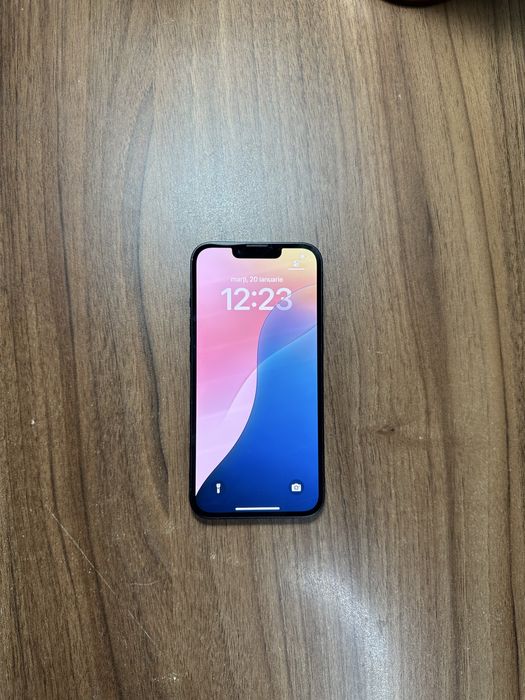 Iphone 13 impecabil