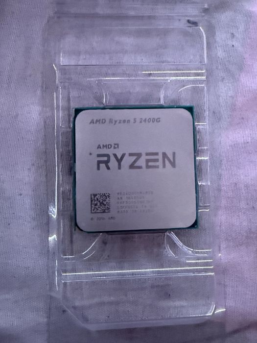 Процесор Ryzen 5 2400G