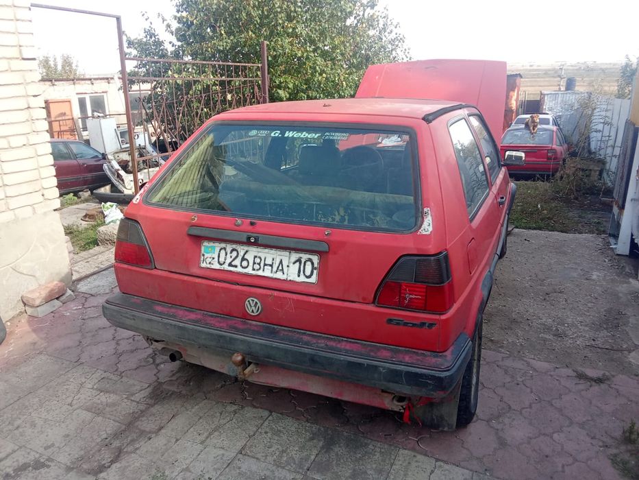 Фольксваген гольф 2 1.6.