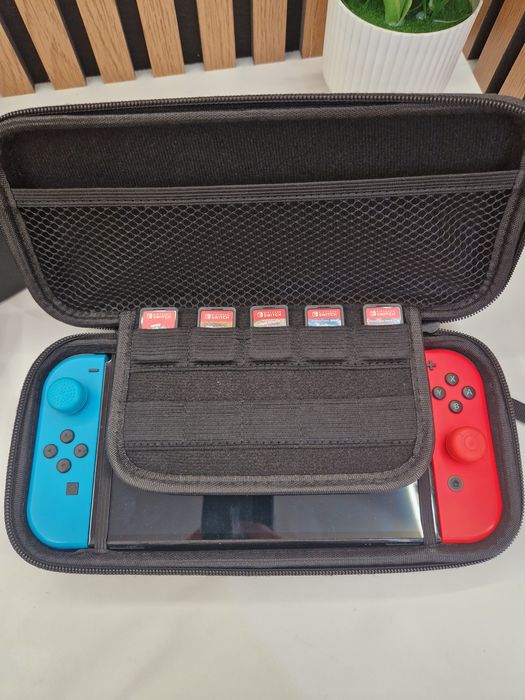 Nintendo Switch V2 32GB 2 x controller + 5 jocuri Garantie!#60705