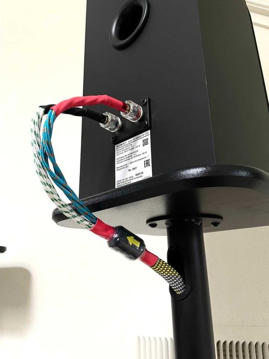 Monosaudio Hi-Fi аудио тонколонен OFC кабел 2x6 мм 2x3 m конектори банани