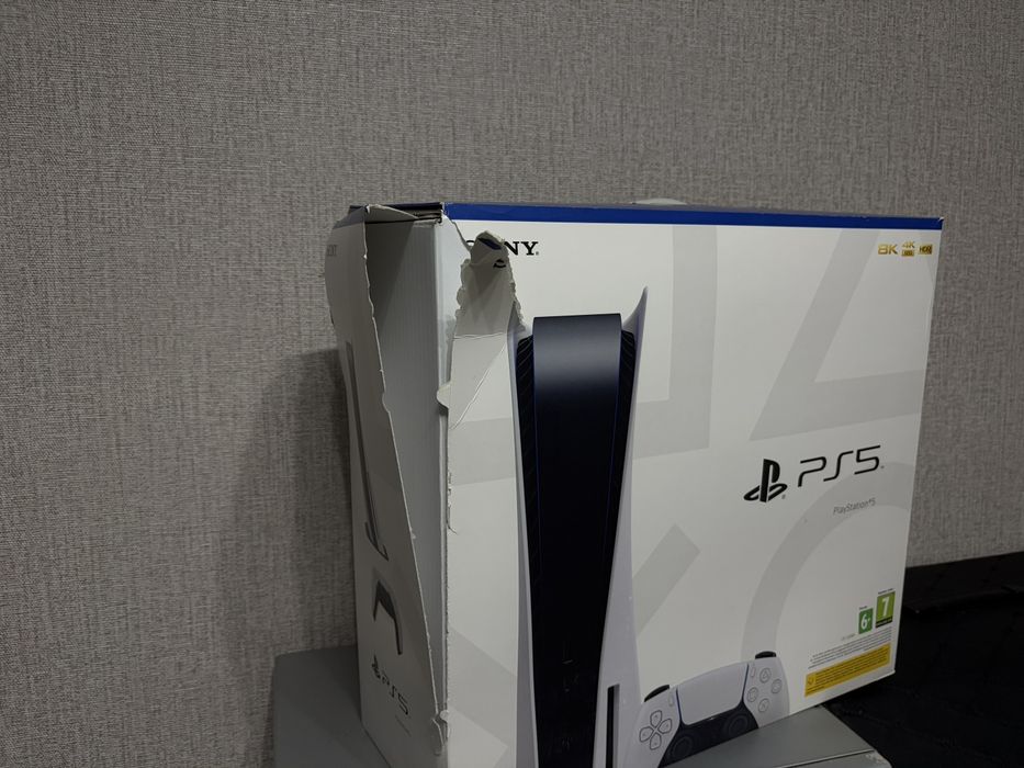 Продаю игровую консоль PS 5