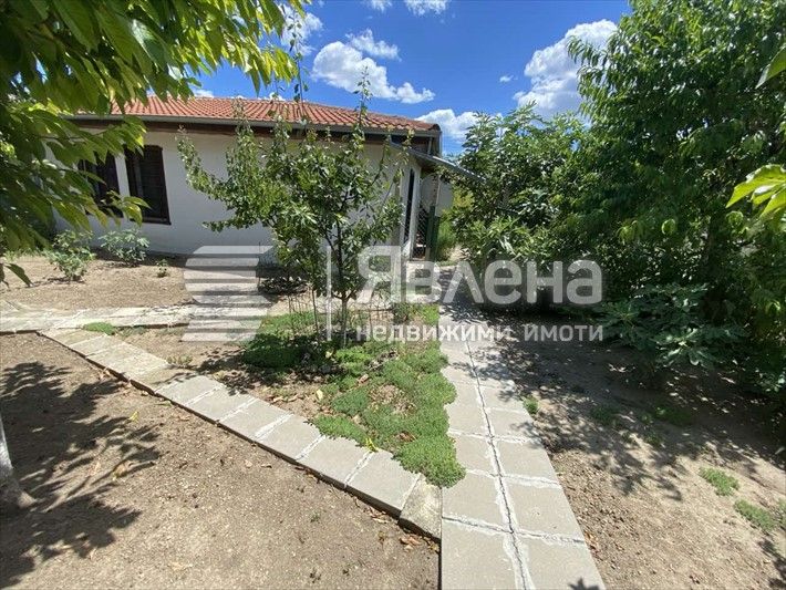 Продава се Къща в с. Генерал Кантарджиево, Област Варна - 97 кв.м за 1433 €/кв.м - Снимка #2