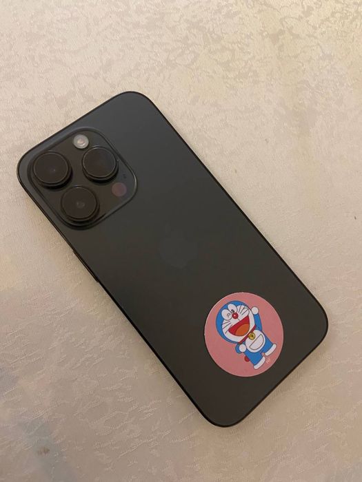 Айфон 14 про 256 гб идял