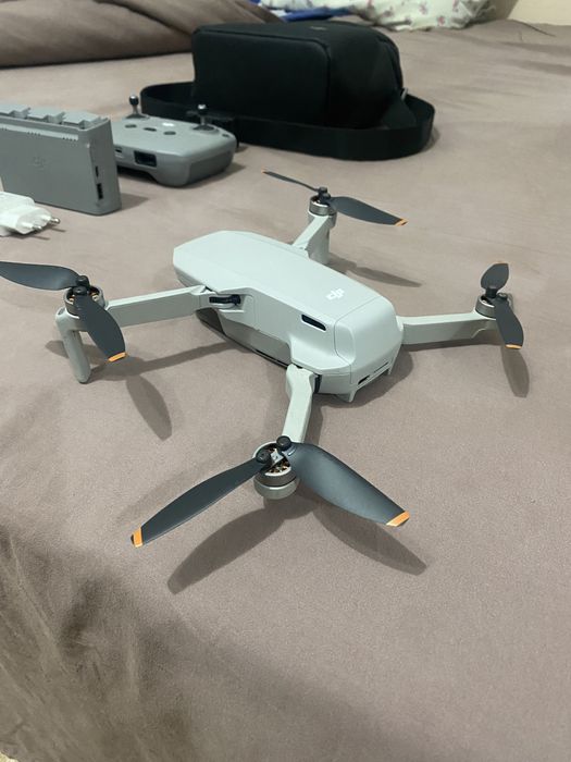 Квадрокоптер (дрон) DJI mini 2