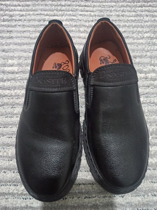 Продам новые туфли