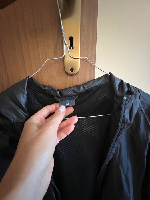 Мъжка ветровка Jako 164 см