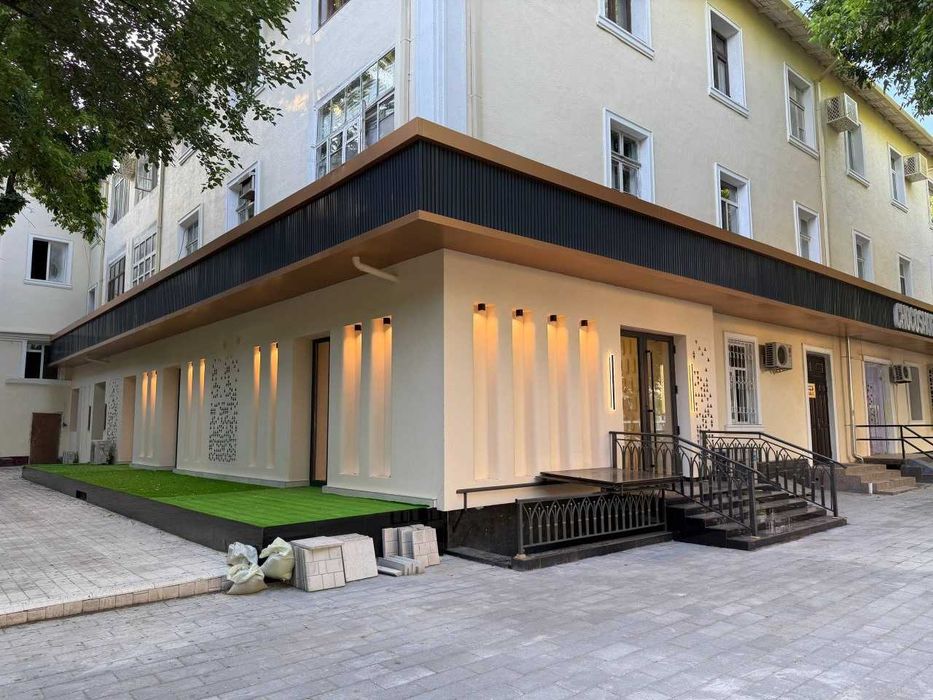 Аренда нежилое помещение. 250м2. Вдоль дороги. Ор-р: Шота Руставели.