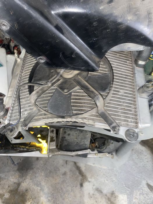 Kawasaki ZXR 750