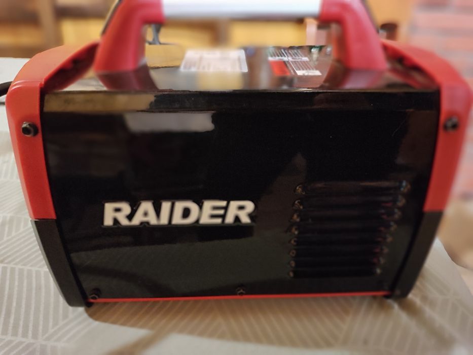 Инверторен електрожен Raider RD-IW220, 200A