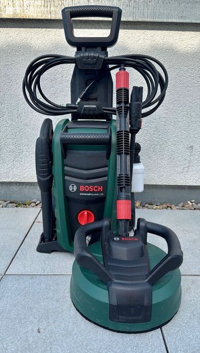 Водоструйка BOSCH Universal Aquatak 135