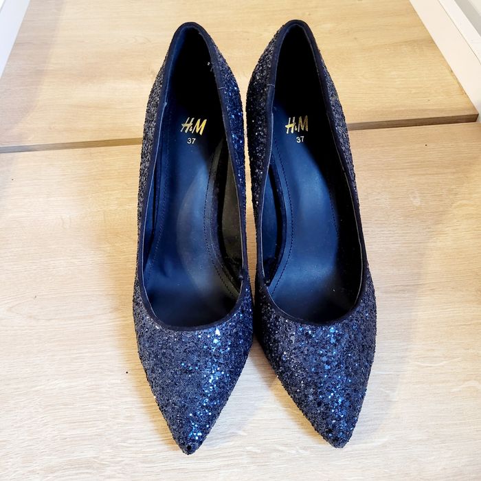 Pantofi stiletto cu paiete