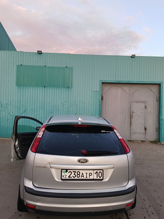 Ford focus 2005 год 1.6 механика