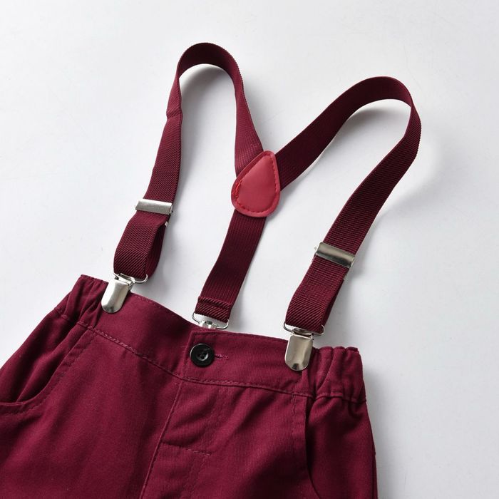 Продам костюм на мальчика