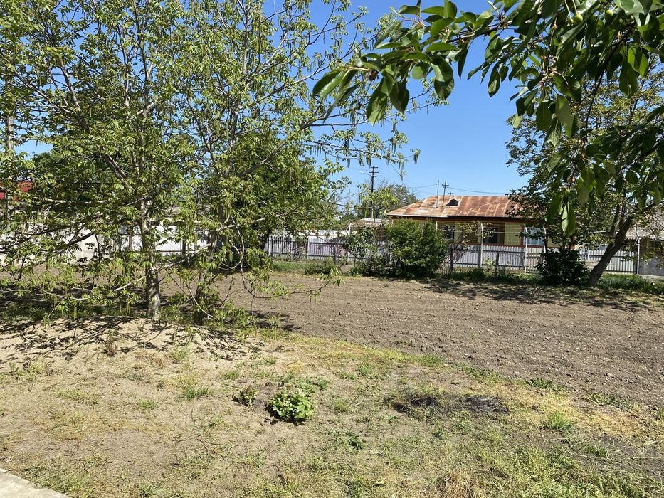 De vanzare casa+teren 3500mp