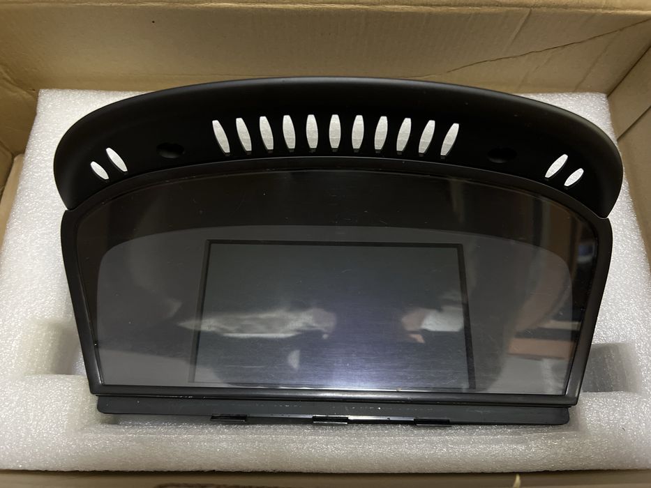 Штатный заводской монитор BMW E60 2006 г
