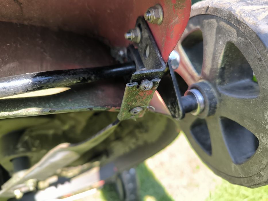 Самоходна косачка Raider GLM12